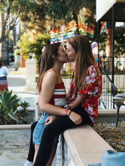 petite lesbian|Lesflicks 